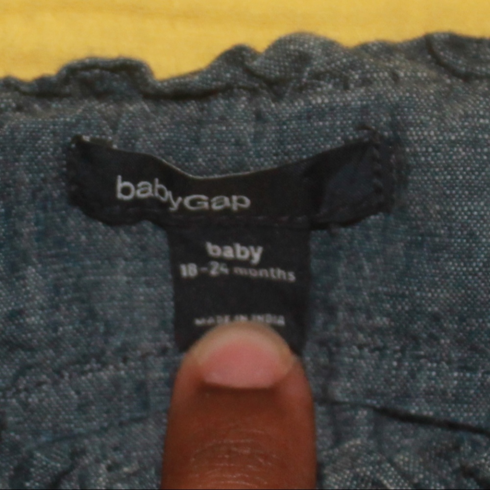 BABY GAP ROMPER 18-24 MOS - Picture 2 of 3
